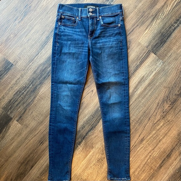 Express Women's Blue Jeans - Picture 5 of 5